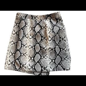 Snake skin print skirt by Tobi sz S